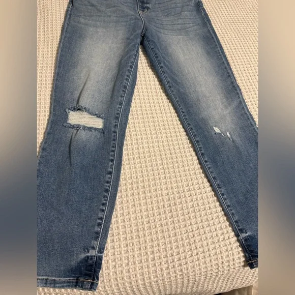 Ceros Stylish Blue Women's Skinny Jeans - Picture 3 of 10